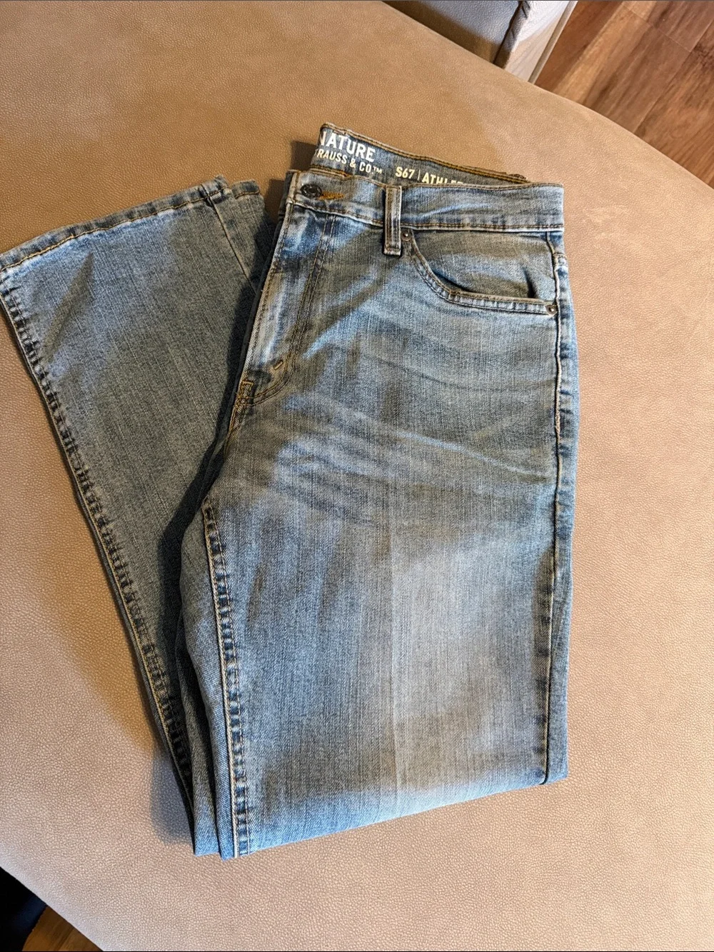 Levi's Light Wash Men’s Slim Straight Jeans 33x30